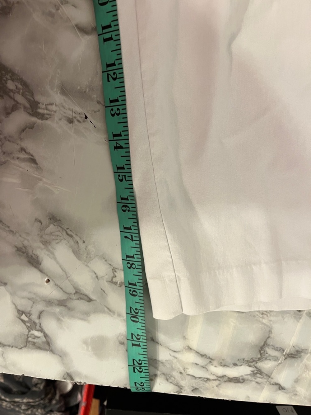 Penningtons White Stretch Capri Pants Size 24 - Picture 8 of 11